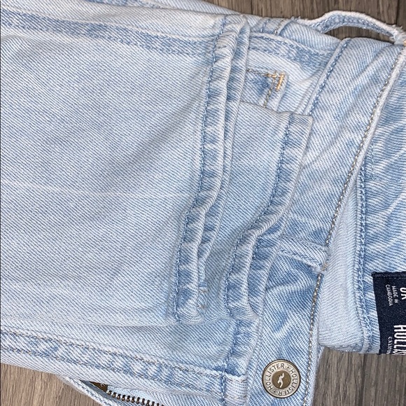 Hollister Mom Jeans - Picture 4 of 7